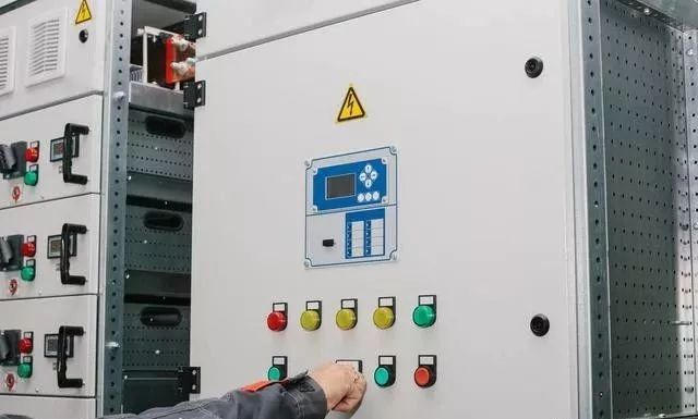 低壓配電柜,河北配電柜,石家莊配電柜,北京配電柜廠家 低壓配電柜,河北配電柜,石家莊配電柜,北京配電柜廠家